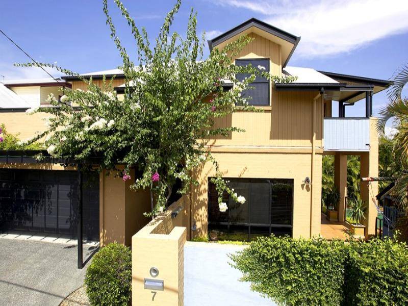 7 Bulimba St, Bulimba QLD 4171