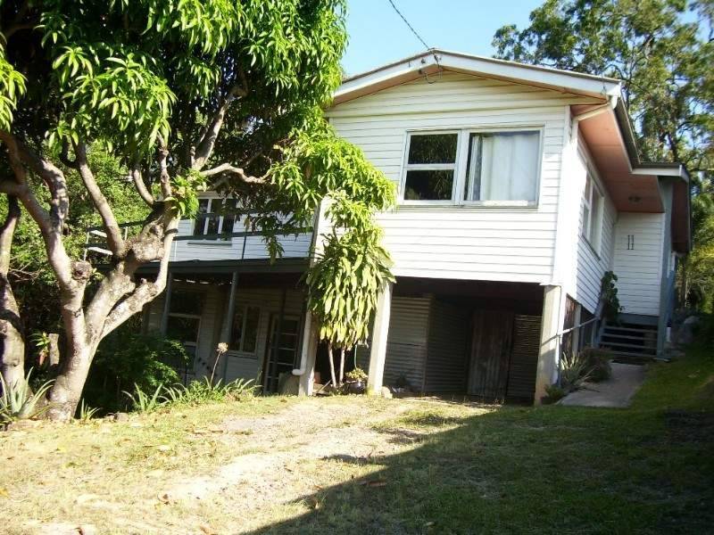 11 Myuna St, Balmoral QLD 4171