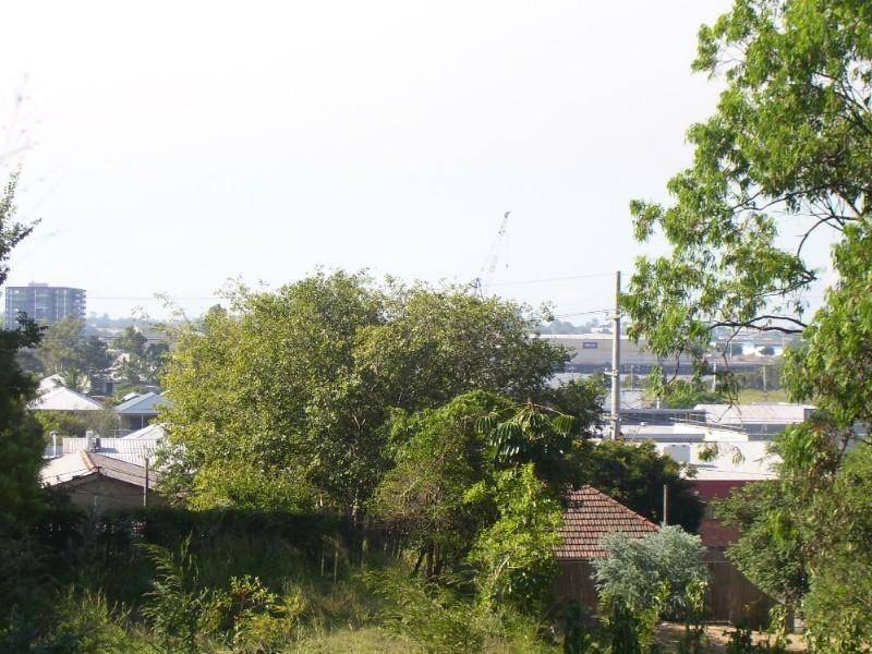 11 Myuna St, Balmoral QLD 4171