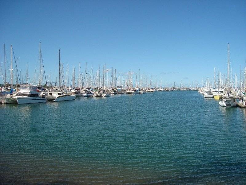 689 Esplanade, Lota QLD 4179
