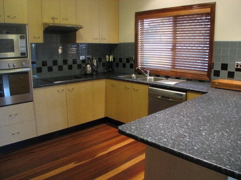 86 Gatling Rd, Cannon Hill QLD 4170