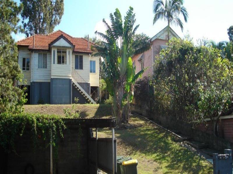 7 Roche Ave, Bowen Hills QLD 4006