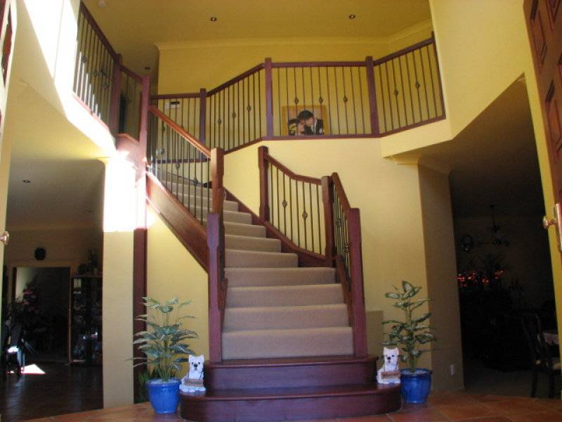 12 Angourie Place, Carindale QLD 4152