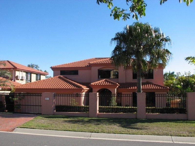 12 Angourie Place, Carindale QLD 4152