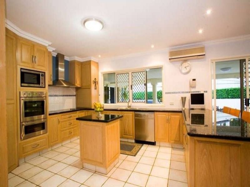 56 Sunset Place, Carindale QLD 4152