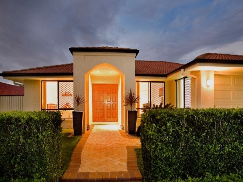 48 Kenilworth Pl, Carindale QLD 4152