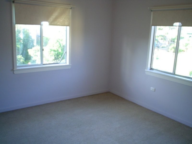 170 Macrossan Ave, Norman Park QLD 4170