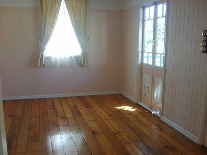 10 Muir St, Cannon Hill QLD 4170