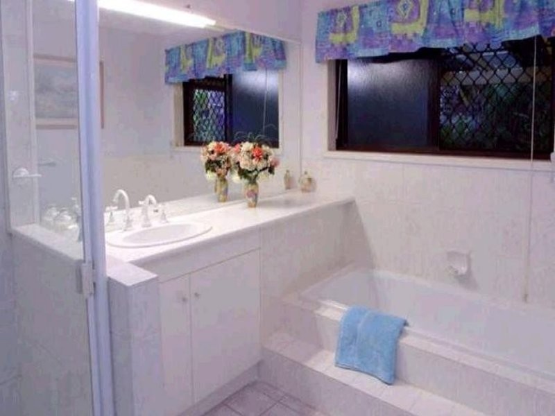 29 Balmerino Dr, Carina QLD 4152