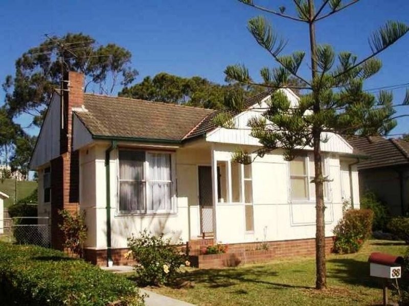 38 Hinkler Ave, Warwick Farm NSW 2170