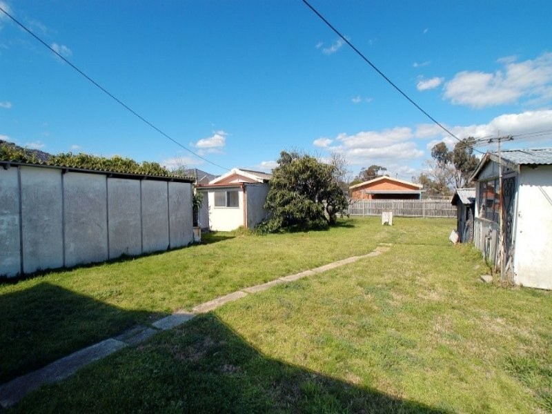 28 Woodbine Grove, Chelsea VIC 3196