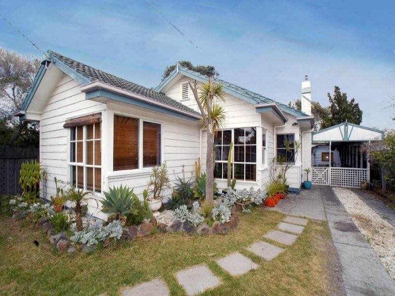 10 Fifth Avenue, Aspendale VIC 3195