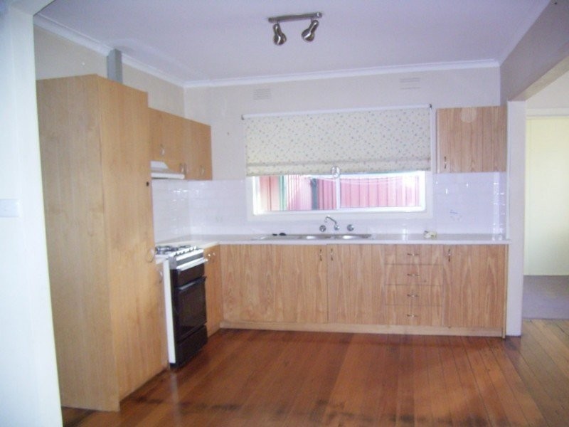 28 Bridges Avenue, Edithvale VIC 3196