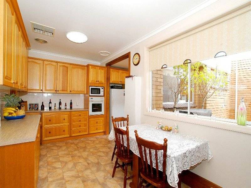 3 Glyn Court, Cheltenham VIC 3192