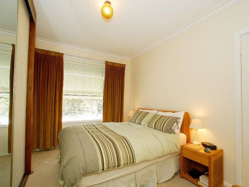 14 Berkefeld Court, Cheltenham VIC 3192