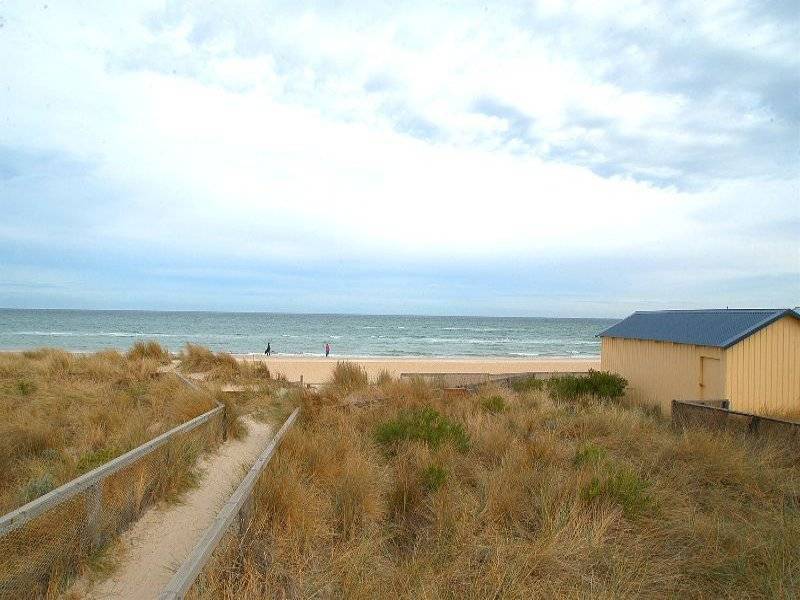 9 Wallum Road, Edithvale VIC 3196