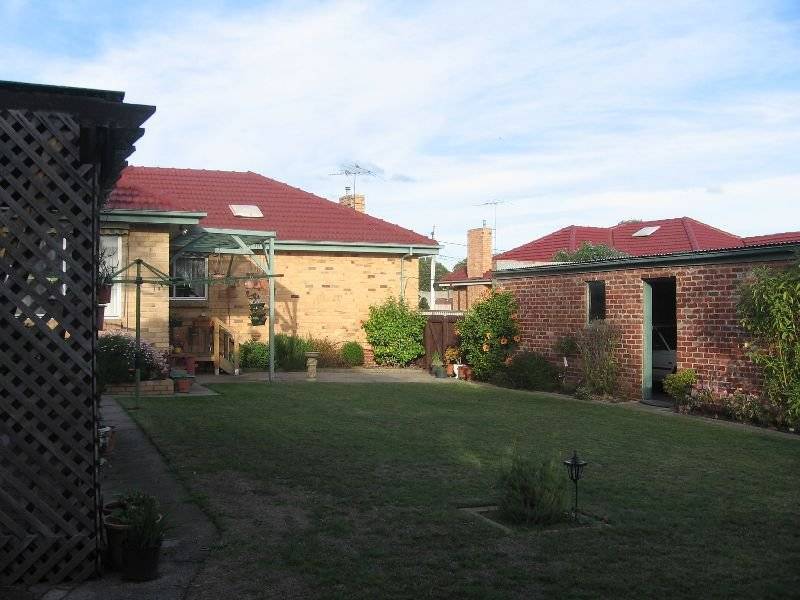 2 Ashleigh Court, Cheltenham VIC 3192