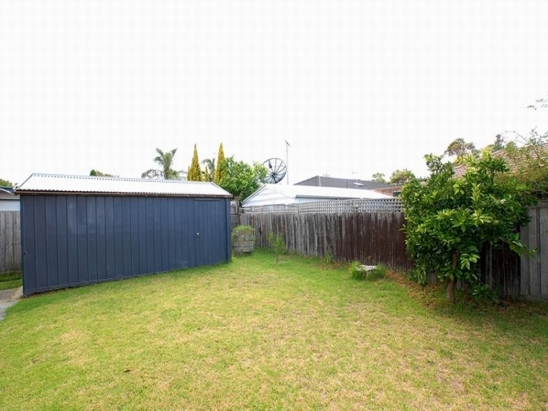 24 Eunice Drive, Cheltenham VIC 3192