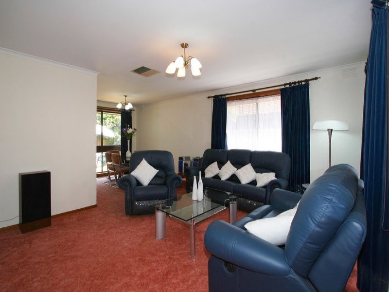 9 Benkel Avenue, Cheltenham VIC 3192