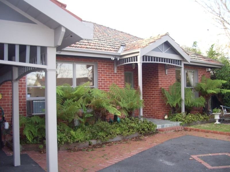 71 Evesham Road, Cheltenham VIC 3192