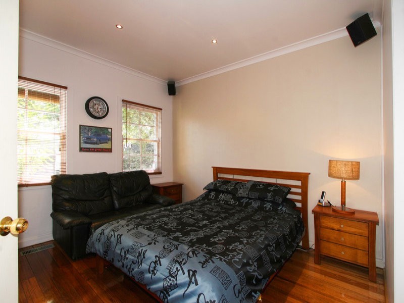 71 Evesham Road, Cheltenham VIC 3192