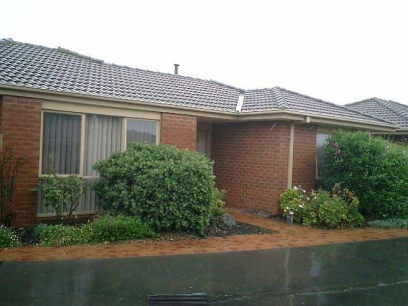 15 Shoal Court, Dingley Village VIC 3172