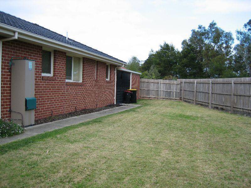 6 Holmwood Break, Dingley Village VIC 3172