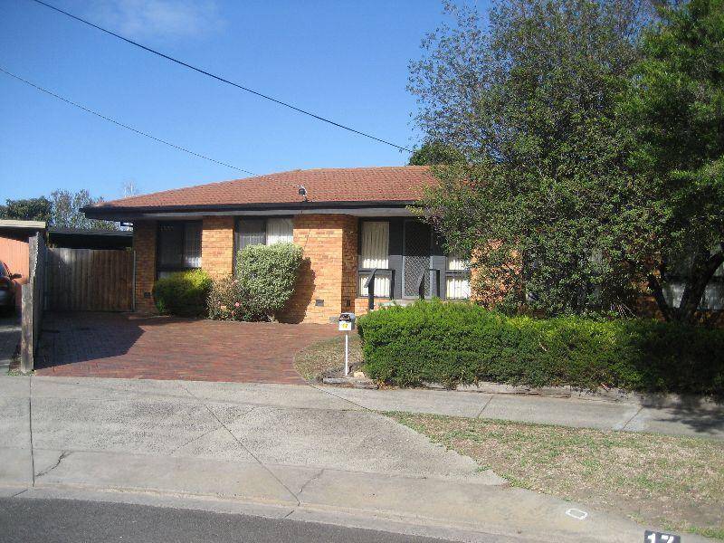 17 Sandleford Place, Dingley Village VIC 3172