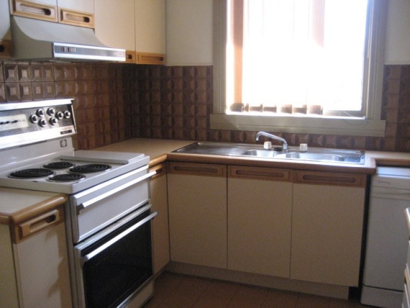 143 Park Road, Cheltenham VIC 3192