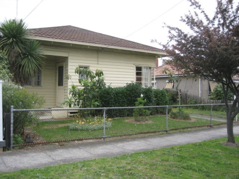 30 Garfield Street, Cheltenham VIC 3192