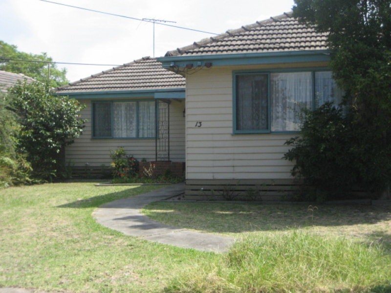 13 Maude Street, Cheltenham VIC 3192