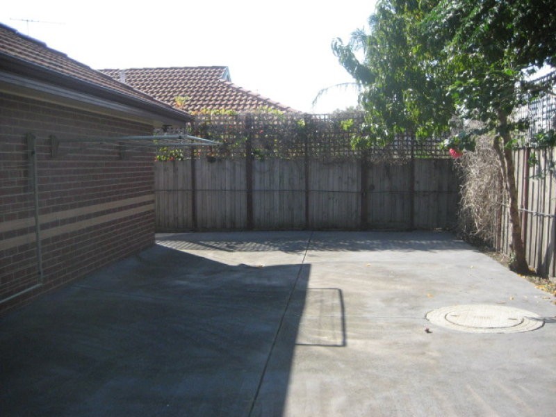 48 Tintern Mews, Cheltenham VIC 3192