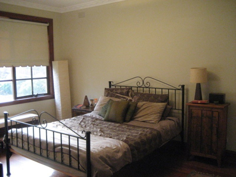 8 Gold Street, Cheltenham VIC 3192