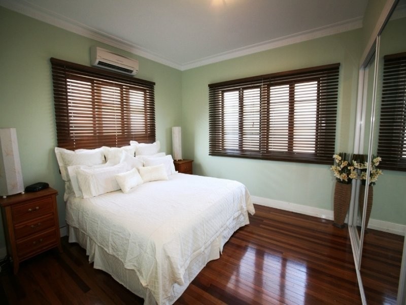 76 Spence Road, Wavell Heights QLD 4012