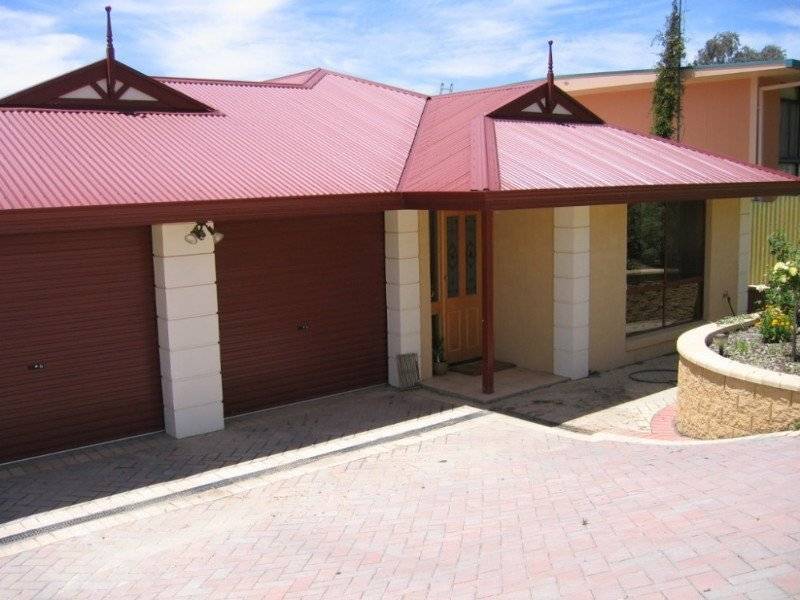 17A Beare St, Clare SA 5453