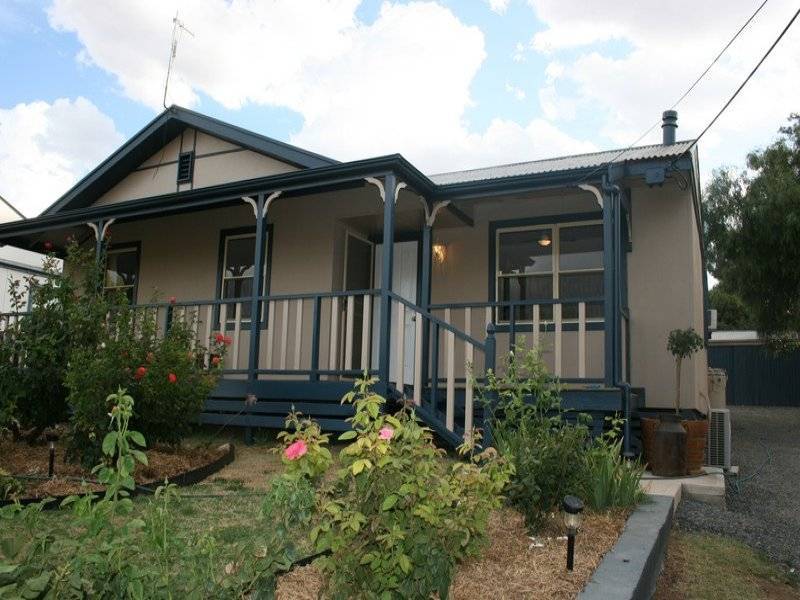 22 Queen Street, Burra SA 5417