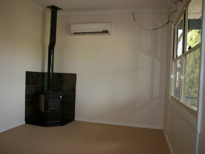 22 Queen Street, Burra SA 5417