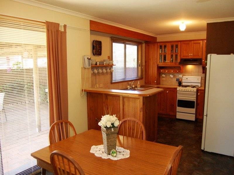 66 Railway East Terrace, Snowtown SA 5520