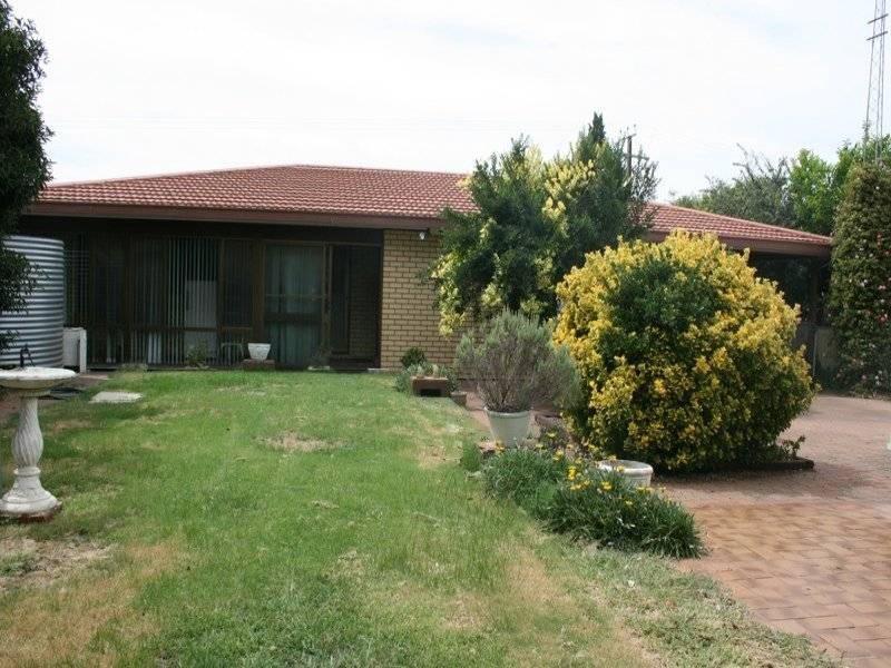 3 Main North Road, Auburn SA 5451