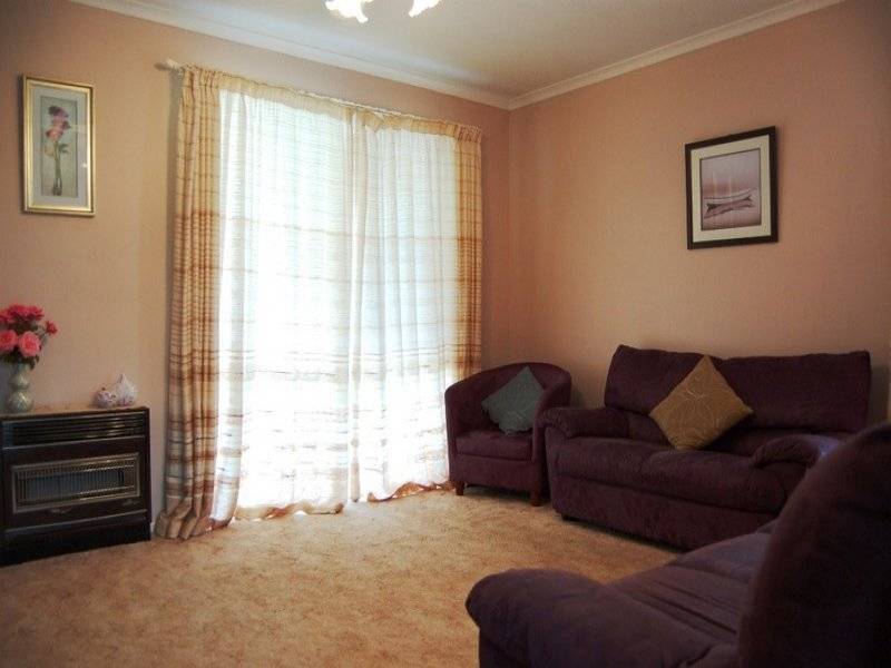 3 Newton Long Drive, Clare SA 5453