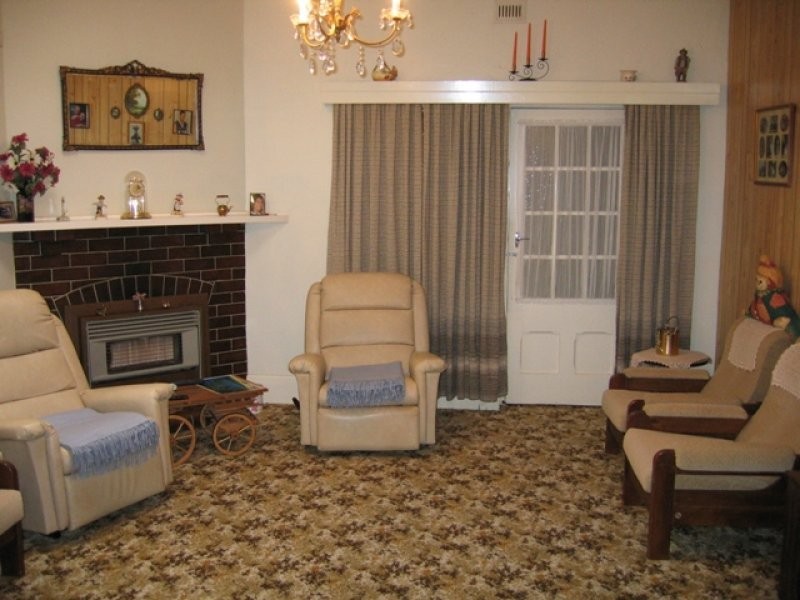 2 View Street, Burra SA 5417