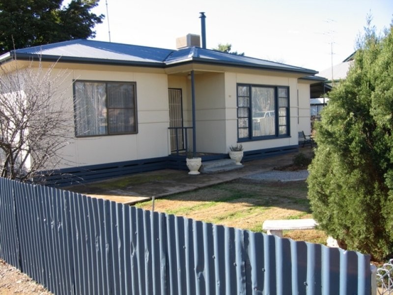 25 Moore Street, Blyth SA 5462