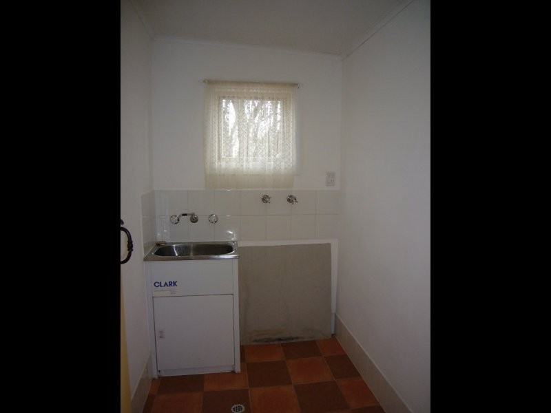 8 Masters Street, Riverton SA 5412