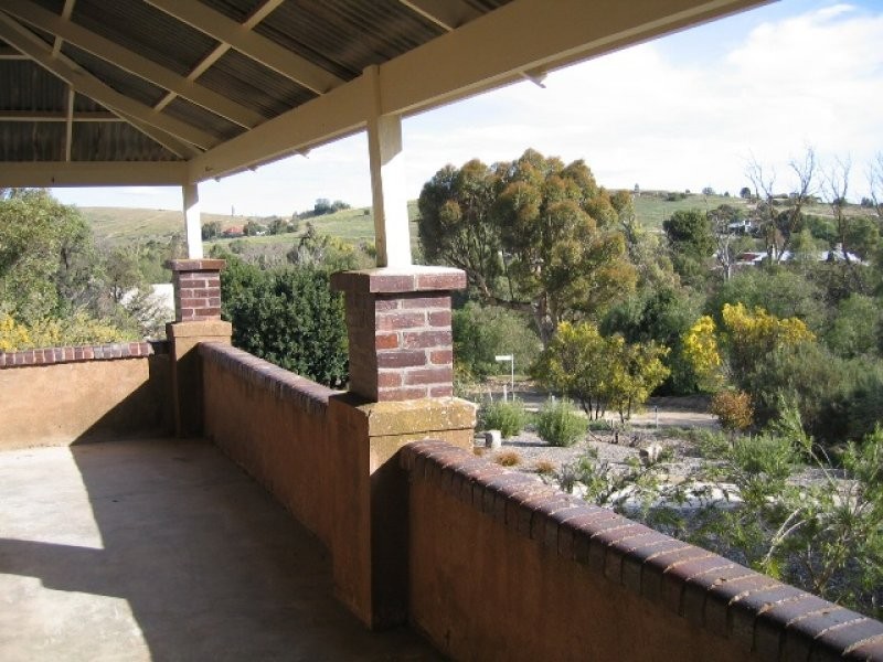 1 Lelante Street, Burra SA 5417