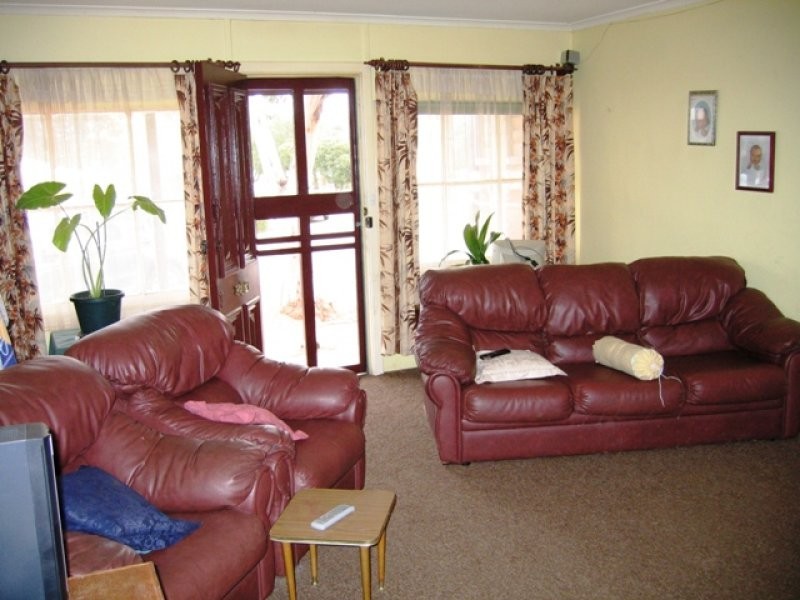 1 East Street, Burra SA 5417