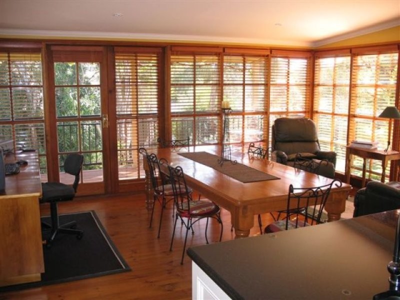 28-30 Ayers Street, Burra SA 5417