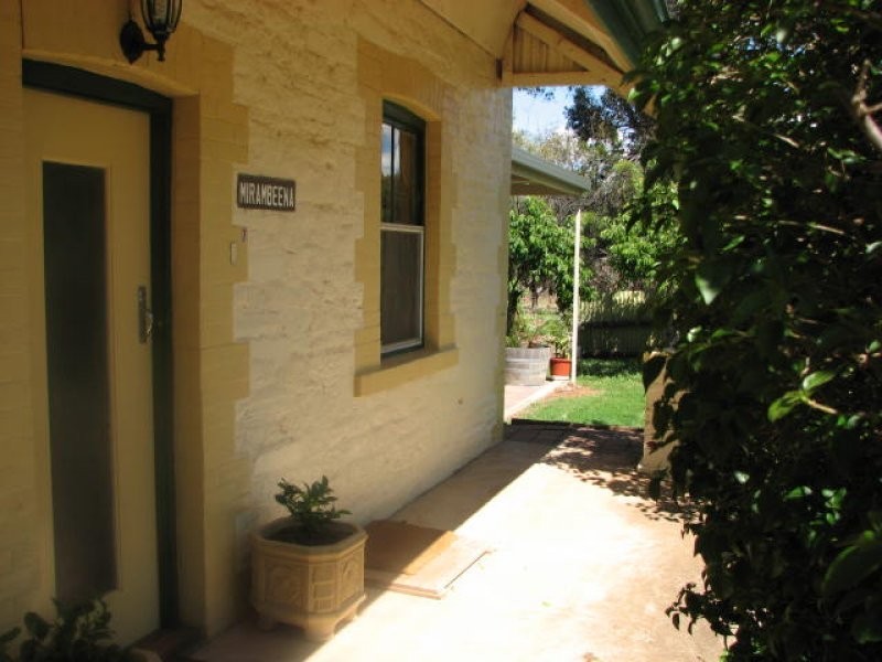 7 Napier Street, Farrell Flat SA 5416