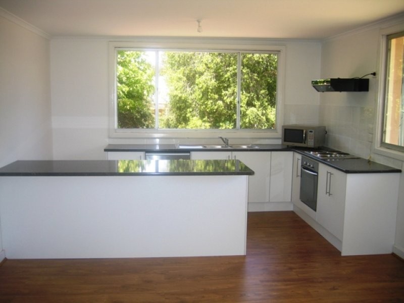 36 Blyth Road, Clare SA 5453