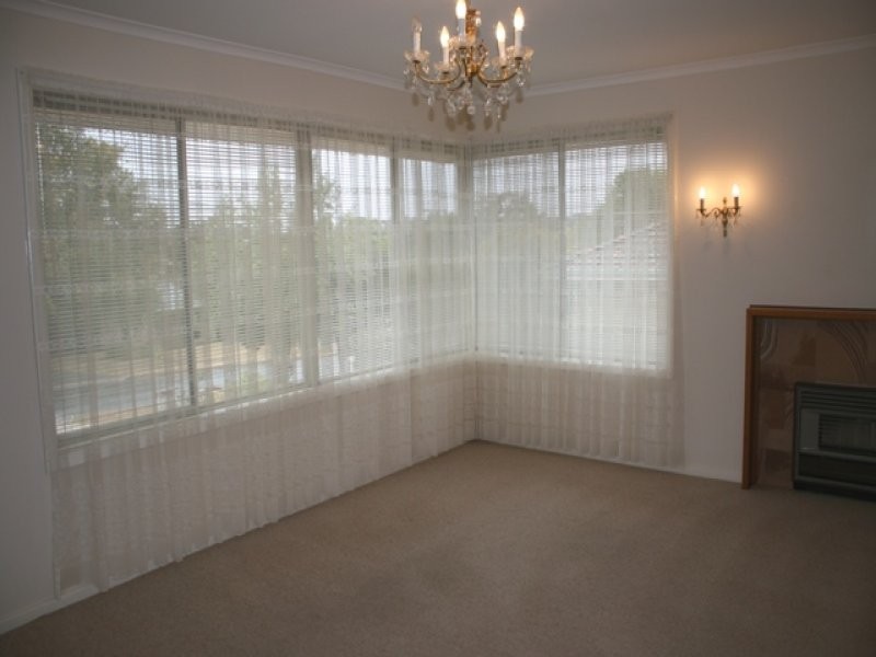 26 Daly Street, Clare SA 5453