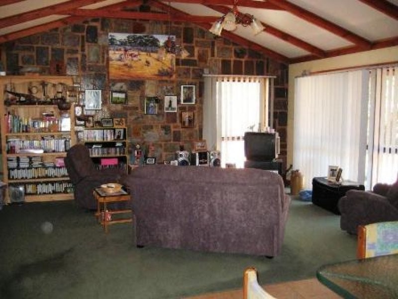 4 Allen Street, Burra SA 5417